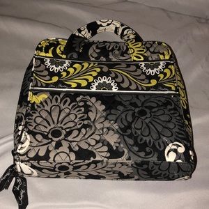 Vera Bradley traveling makeup bag